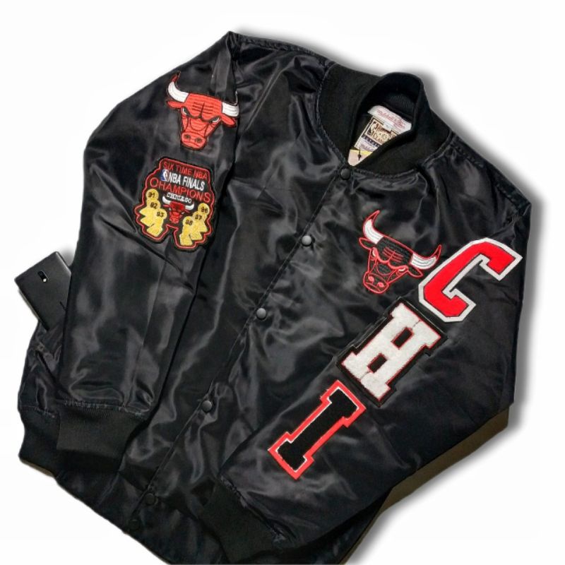 JAKET NBA VARSITY BULLS CHICAGO FULL BORDIR FULL TAG  / JAKET VARSITY PRIA / JAKET VARSITY BULLS BORDIR /JAKET PRIA / VARSITY CHICAGO BORDIR / JAKET PRIA BULLS / BOMBER PRIA CHICAGO LOGO BORDIR / JAKET NBA / VARSITY CHICAGO / CELTICS / JAKET BULLS / JAKET