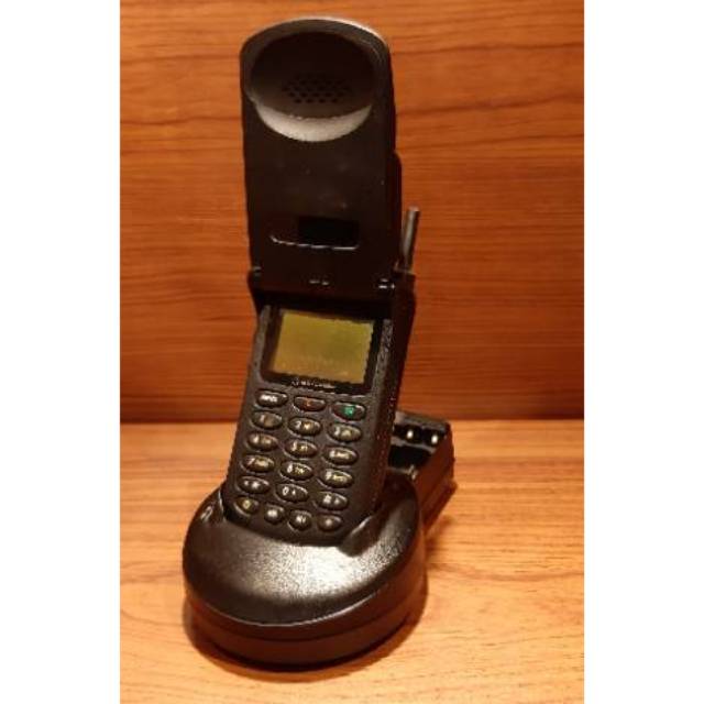 HP Handphone Motorola StarTAC 90 Kartu Besar Flip Jadul Original  Not 8700 or 8200 or cd928
