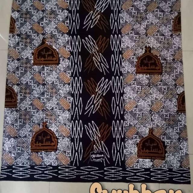 Sarung batik syubbanul muslimin.