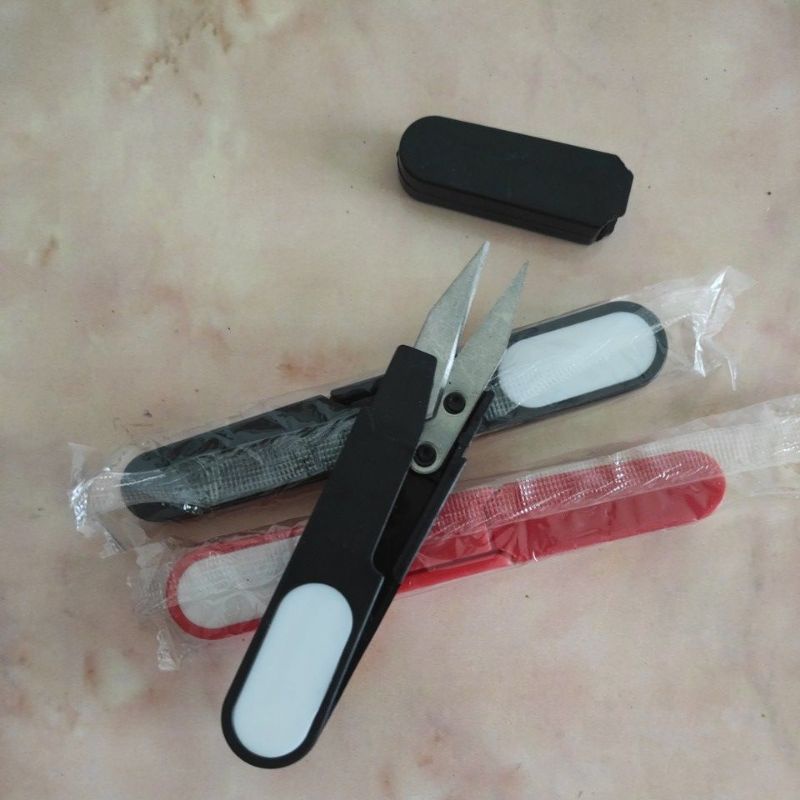 

Gunting kecil