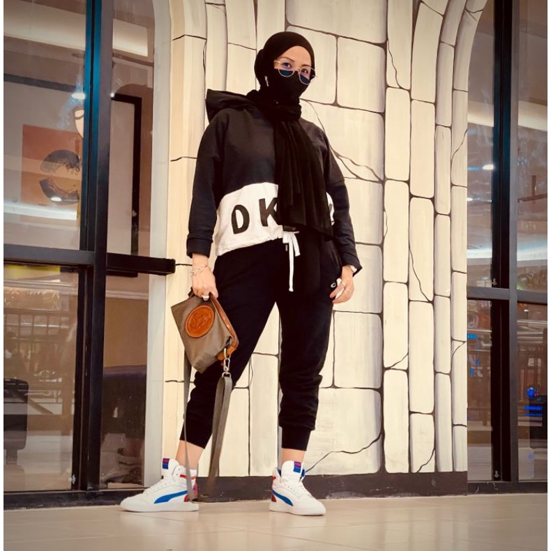 DK Crop BW - Hoodie Wanita Hitam - Black White Sweater  PD8/HABCDE