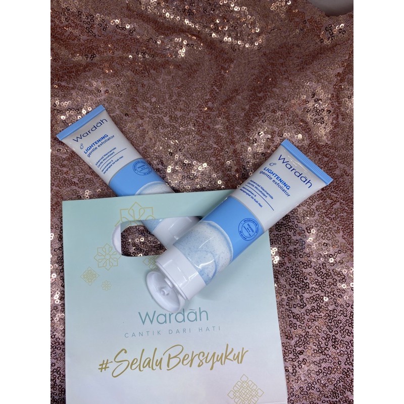 `ღ´ PHINKL `ღ´ ᘺᗩᖇᕲᗩᕼ Wardah face scrub  biru lightening series exfloliating sel kiulit mati wajah