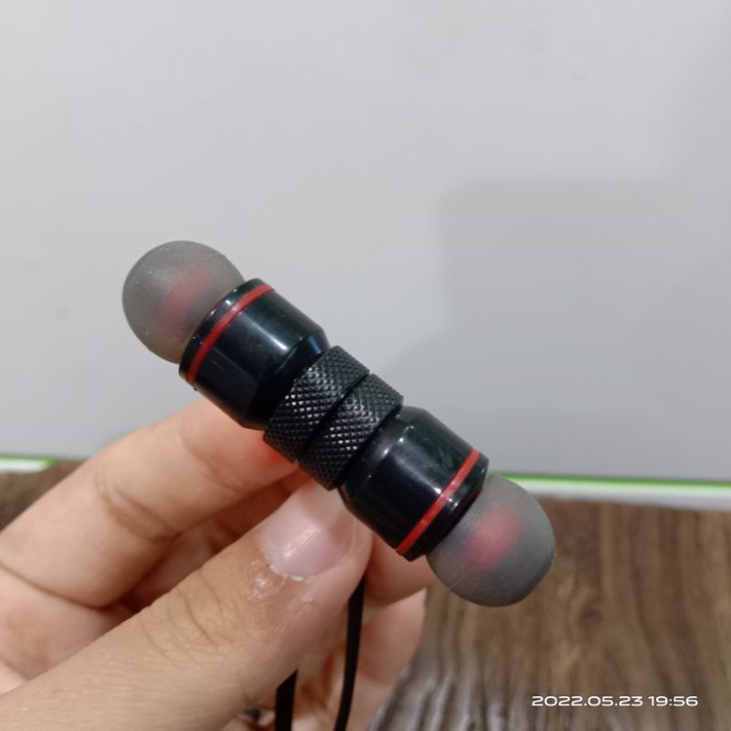 WIRELESS EARPHONE JBL / HANDSFREE BLUETOOTH