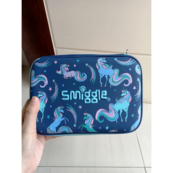 

Tempat Pensil / Pensil Case / Pencil Holder / Tempat Pulpen / Tempat Alat Tulis / Kotak Alat Tulis