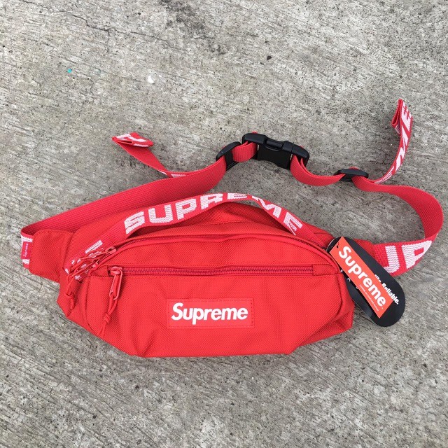 Tas Waistbag Supreme SS18 Merah