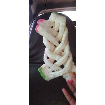 

kerupuk jalin