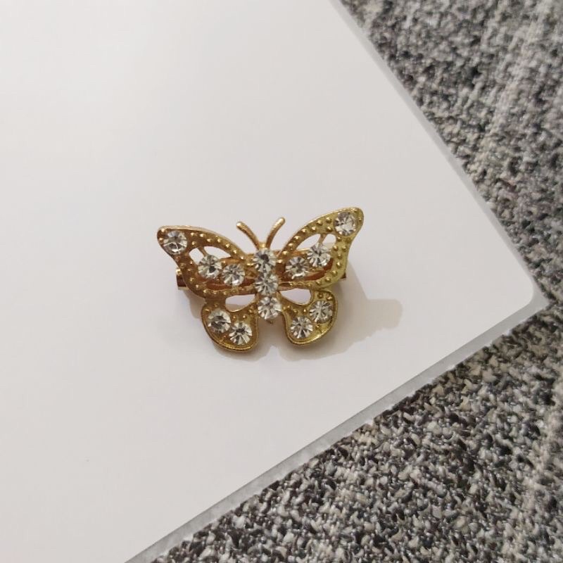 Brooch / bros cantik / bros jilbab / bros murah / bros murmer / bros love / bros geometri / Bros Mewah Bros Elegan Bros Hijab Bros Kebaya Bros Dada bros Tuspin Bros Pin Btrooch Korean Style Brooch AKsesories Jilbab Accessories BRS-B02 Bros Daily BZO-MNCK-GOLD-KUPU