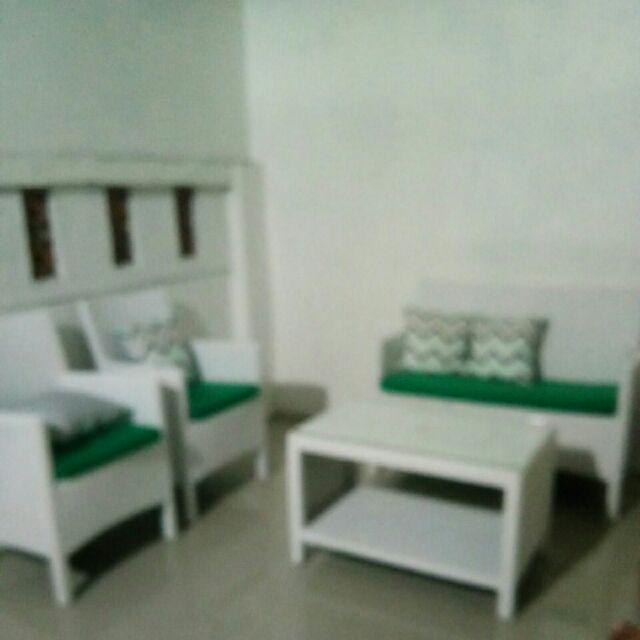 Set Kursi Tamu Rotan Sintetis Hawaian