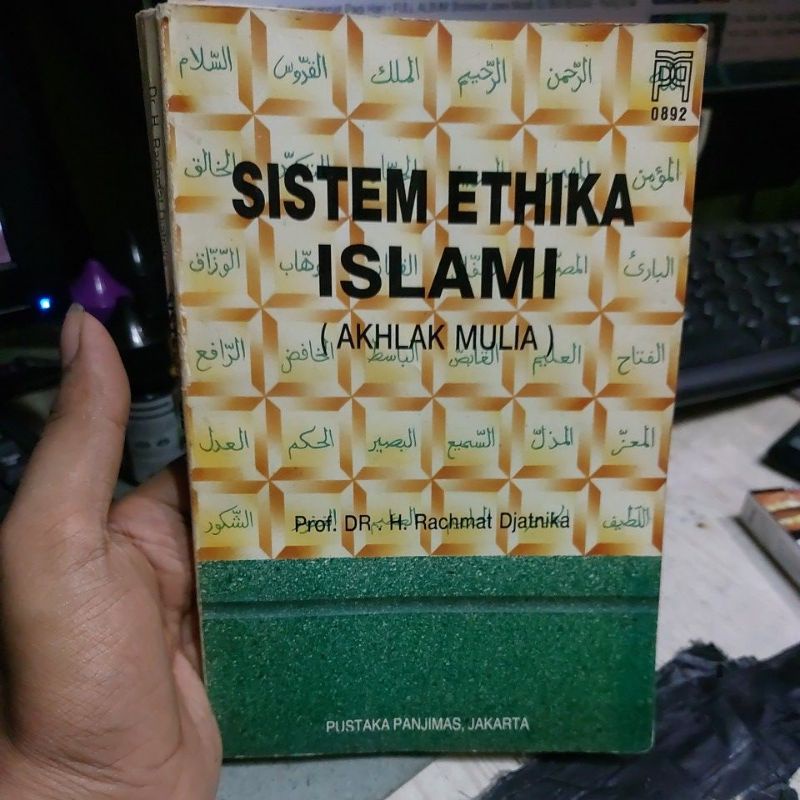 

Buku Sistem Ethika Islami Akhlak Mulia Prof Dr H Rachmat Djatnika Buku Sistem Etika Islami Akhlak Mu