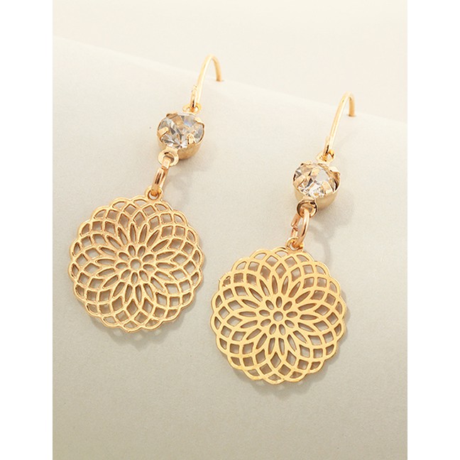 LRC Anting Gantung Fashion Gold Color Hollow And Diamond Earrings K27006