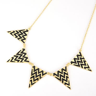 LRC Kalung Wanita fashion triangle shape ripple pattern C04565X