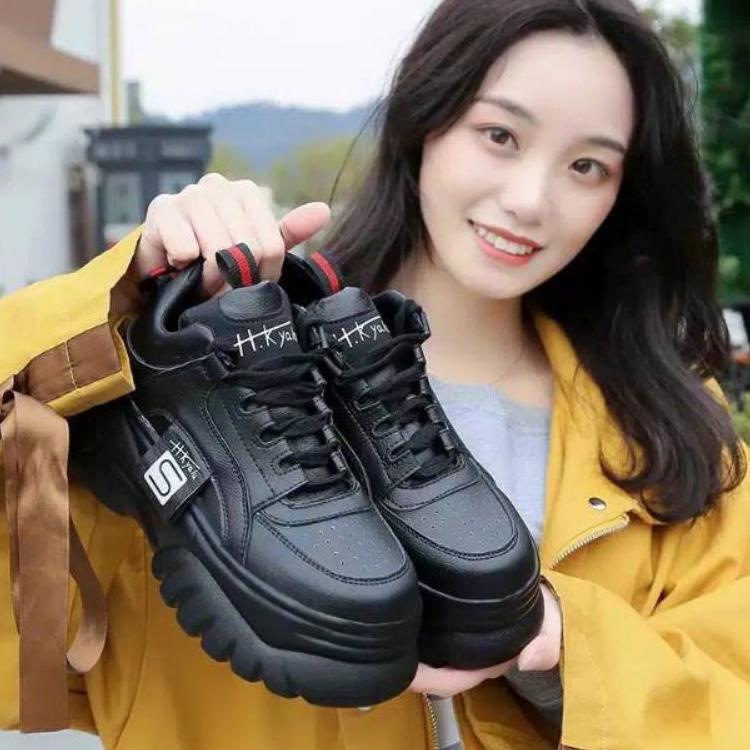 Sepatu Sneaker Import Wanita  2021 Sepatu Wanita Korea Heyho Sneakers 7S9