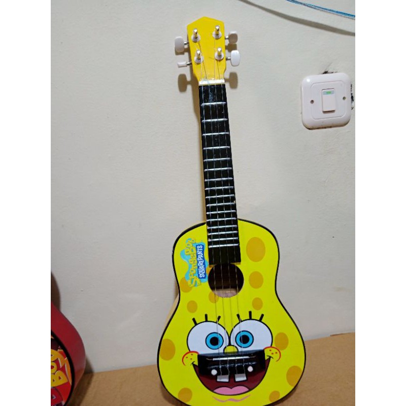 ukulele motif kartun