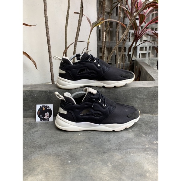 Reebok Furylite
