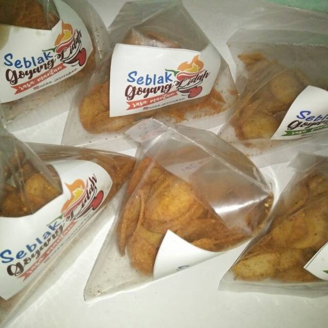 

Seblak kering goyanglidah