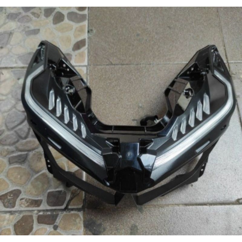 Frame mika lampu sein depan  Vario 150 new 2019 original