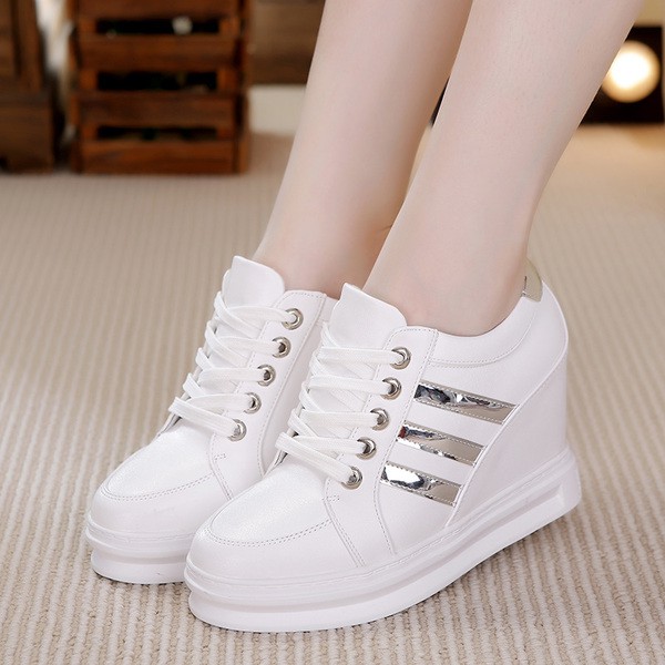 Adidas Sneakers Shoes Sepatu Kets Casual Trendy Wanita Model Tinggi