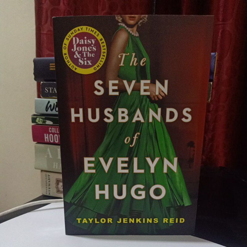[BOOKED] Seven Husbands of Evelyn Hugo (Preloved)