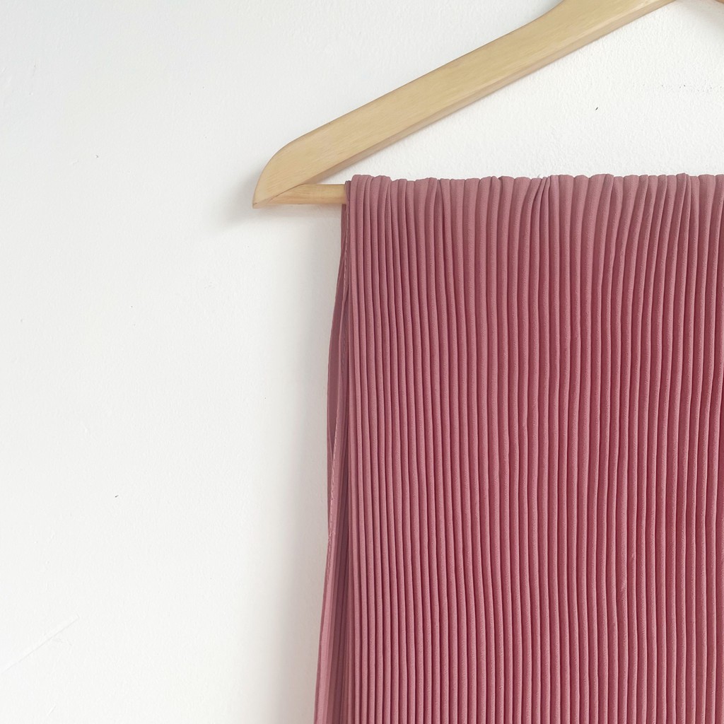 PASHMINA PLISKET HAERA - WARNA PINK TUA (DUSTY PINK)