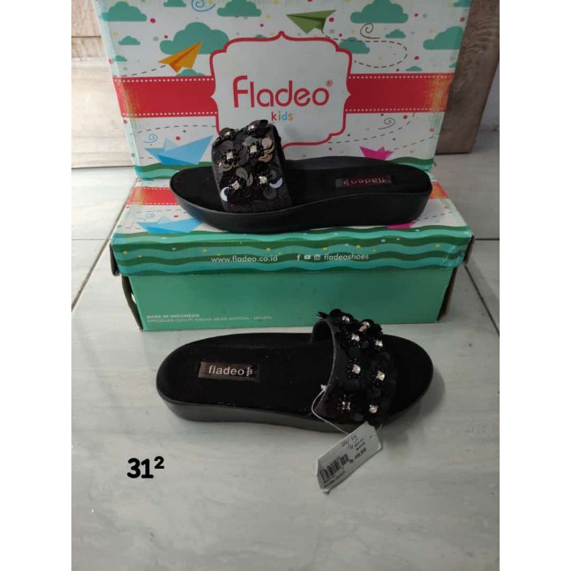 sandal anak / fladeo