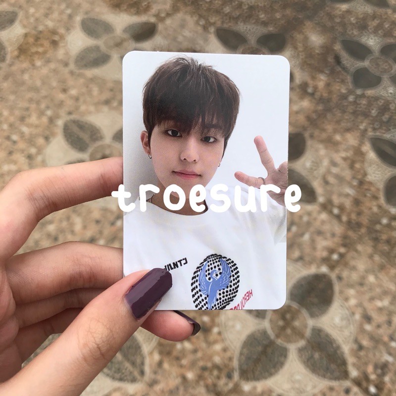 [BOOKED] JEONGWOO PC ( SELFIE BLACK VER ) — photocard treasure chapter 3