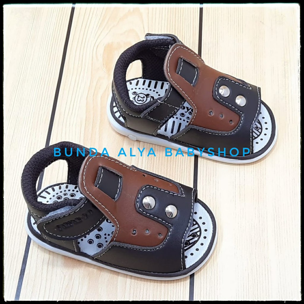 Sendal Anak Laki Bunyi Toet Usia 8 Bulan 1 2 Tahun Alas Karet - Sandal Anak Cowok Karet Anti Licin COKLAT TUA Size 23 -26