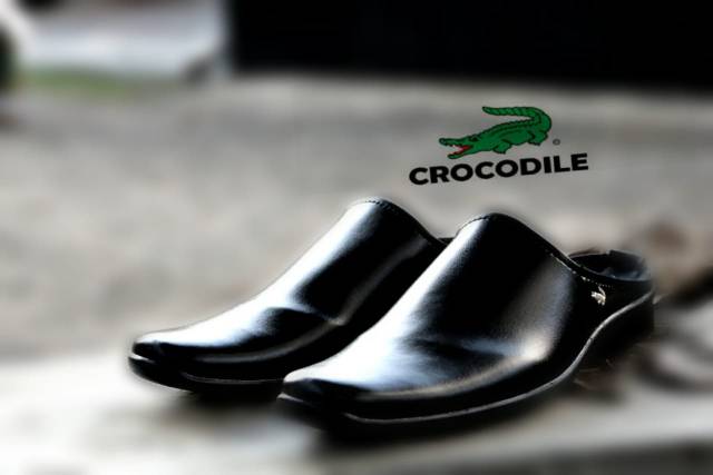 TERLARIS...!! sepatu sandal bustong crocodille