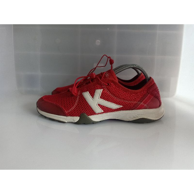 Sepatu Preloved / second original KAPPA RED RUNNING