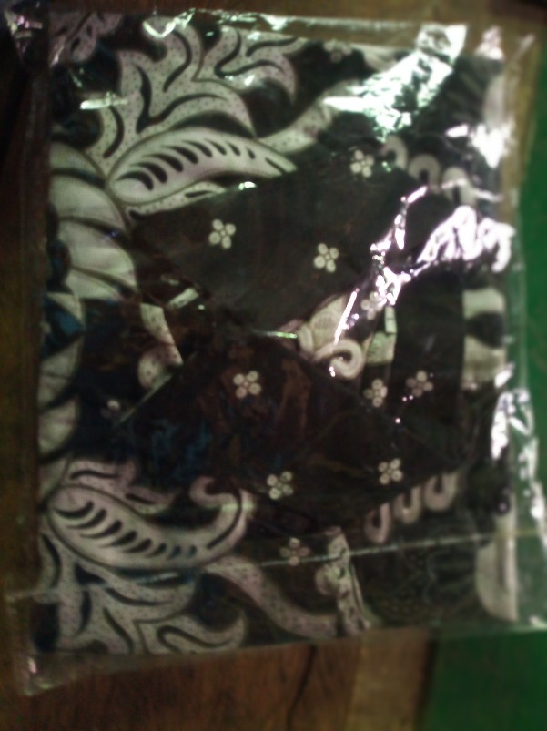 Couple Batik Pinguin Brokat Series Barina Estetik