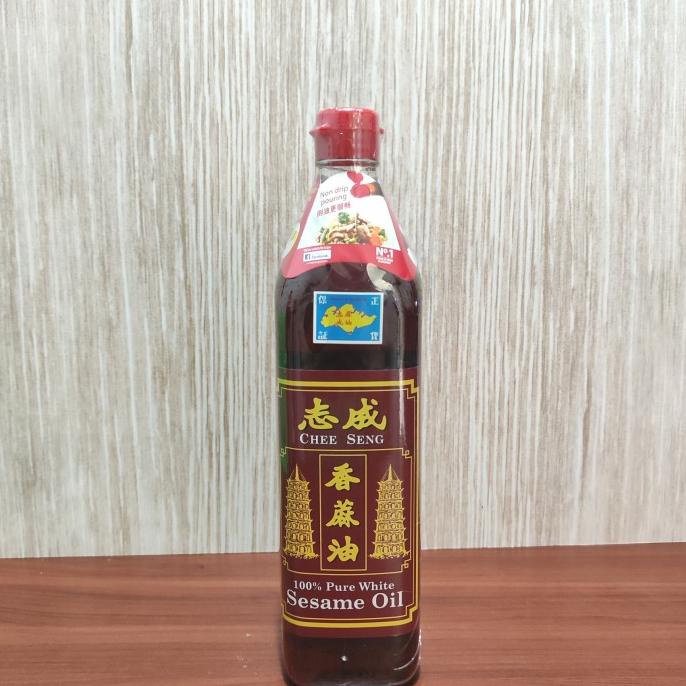 

Minyak Wijen Chee Seng Pagoda/Chee Seng Sesame Oil 750ml