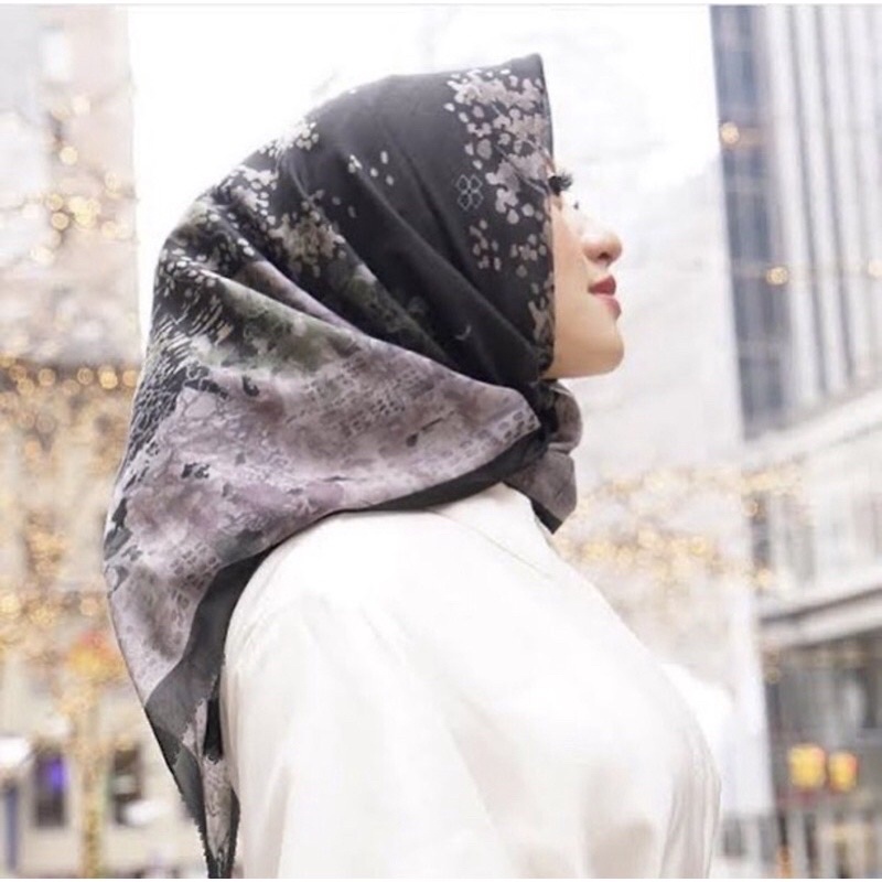 New york series 1 black buttonscarves preloved