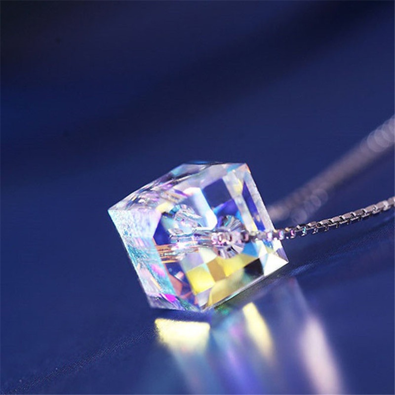 [Ready Stock]Fashion Personality Square Crystal Pendant Necklace Pendant