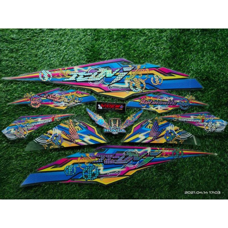 STRIPING TRANSPARAN HOLOGRAM BEAT FI 2013 2015