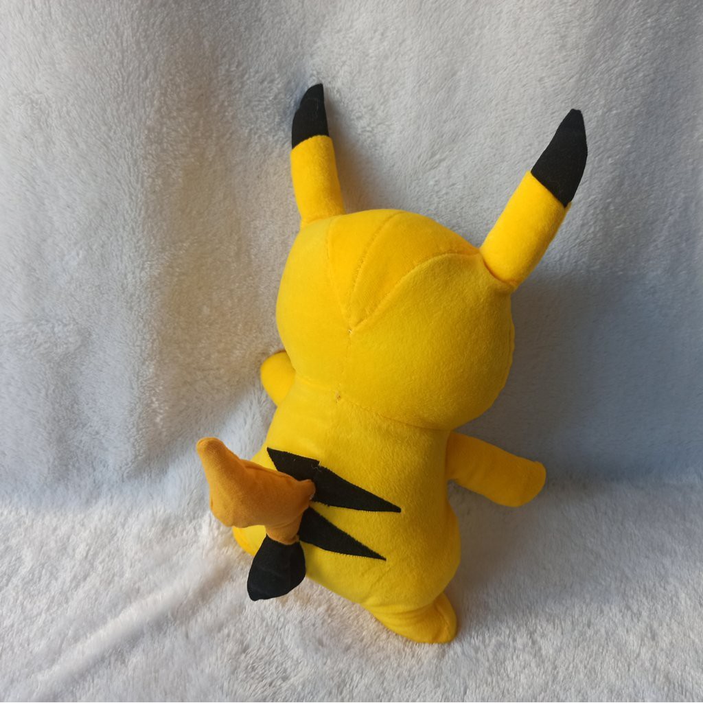 Boneka pokemon pikachu L murah