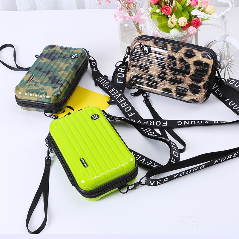 Tas Selempang Wanita / Tas Remaja Kekinian Terbaru Import FOREVER YOUNG Jakarta COD - 365