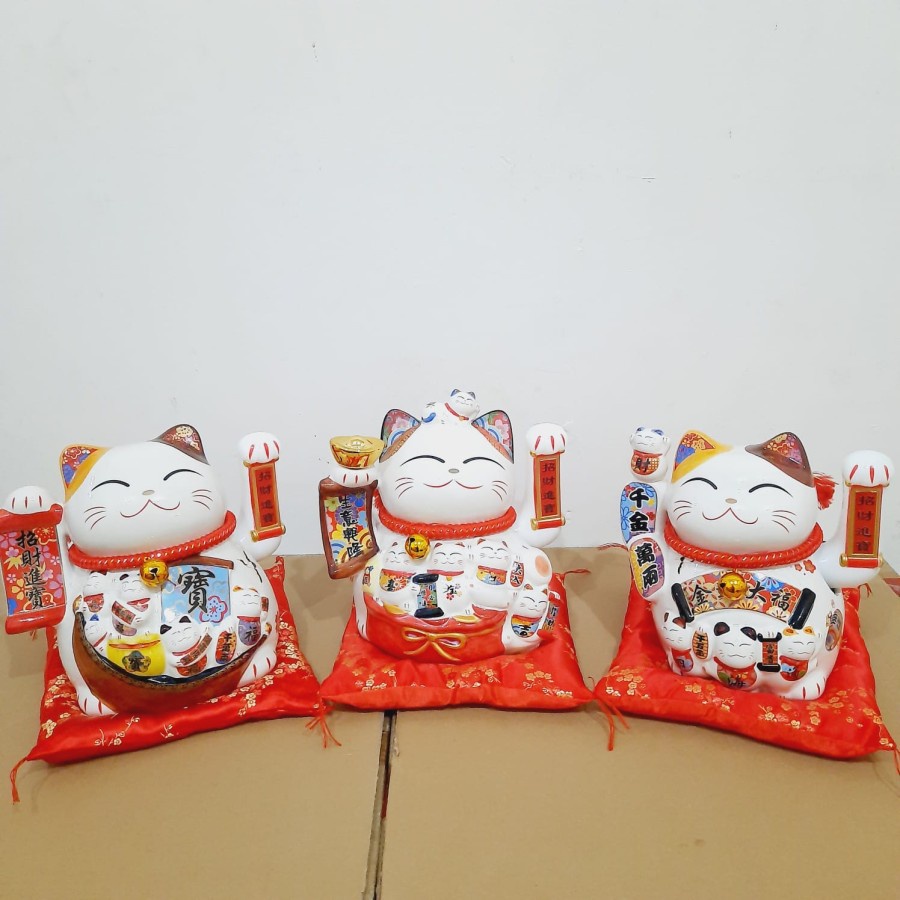 MANEKI KUCING PAJANGAN KUCING LUCKY CAT MANEKI NEKO KADO MURAH MANEKI