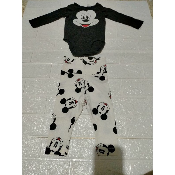 Preloved Set H&M Baby Miki Preloved Setelan Bayi HnM Baby Mickey Preloved Jumper Mickey Mouse H&M Ba