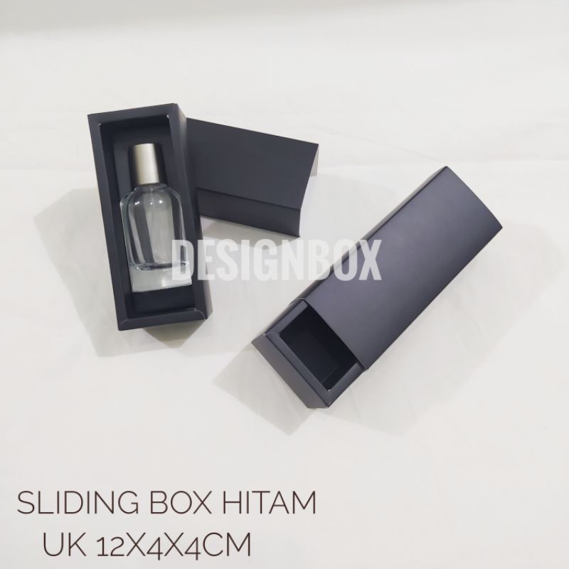 

SLIDING BOX HITAM UK 12X4X4CM