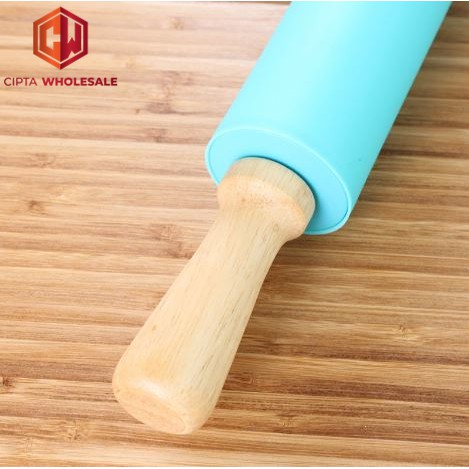 Rolling pin silicone with solid wood handle roller cake baking kue