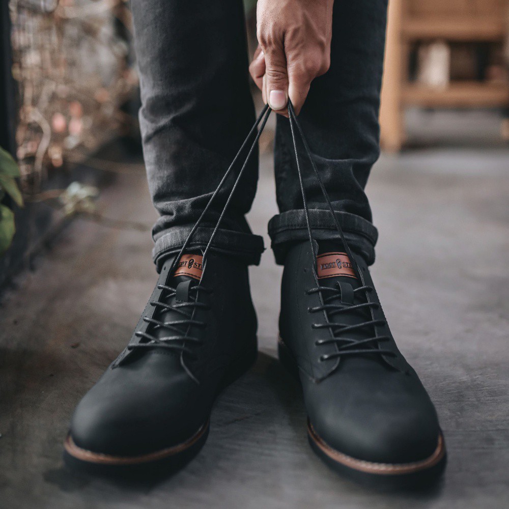 ELEANOR BLACK |ManNeedMe x FSTP| Sepatu Pantofel Pria Boots Formal ORI