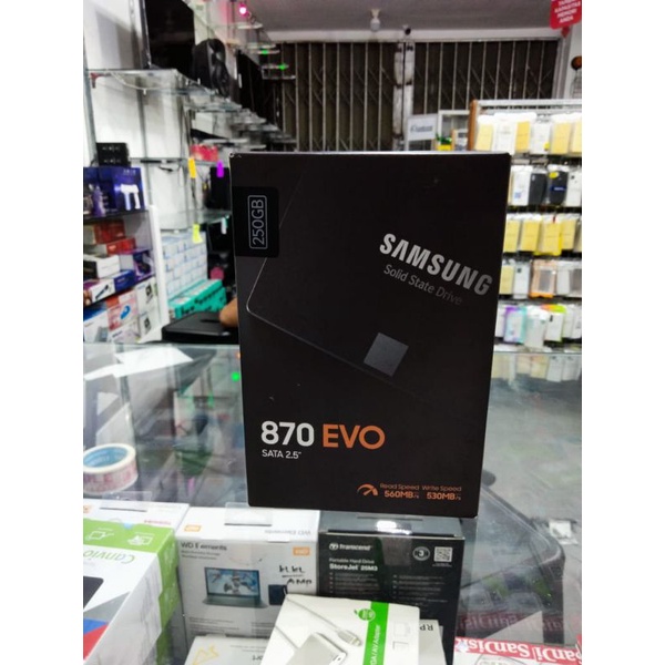 SAMSUNG SSD 870 EVO 250GB
