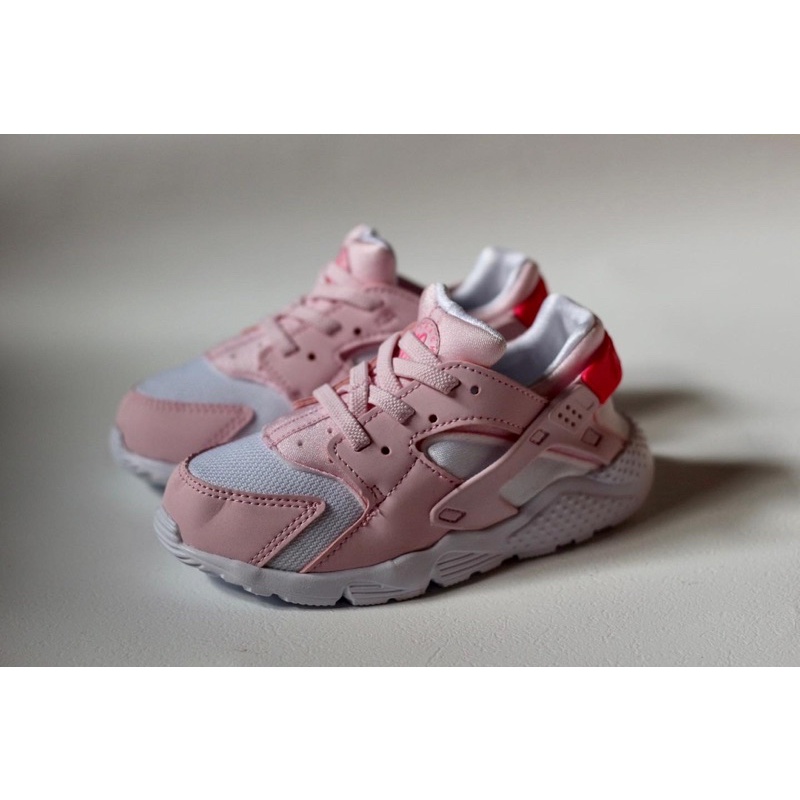 huaraches pink and white