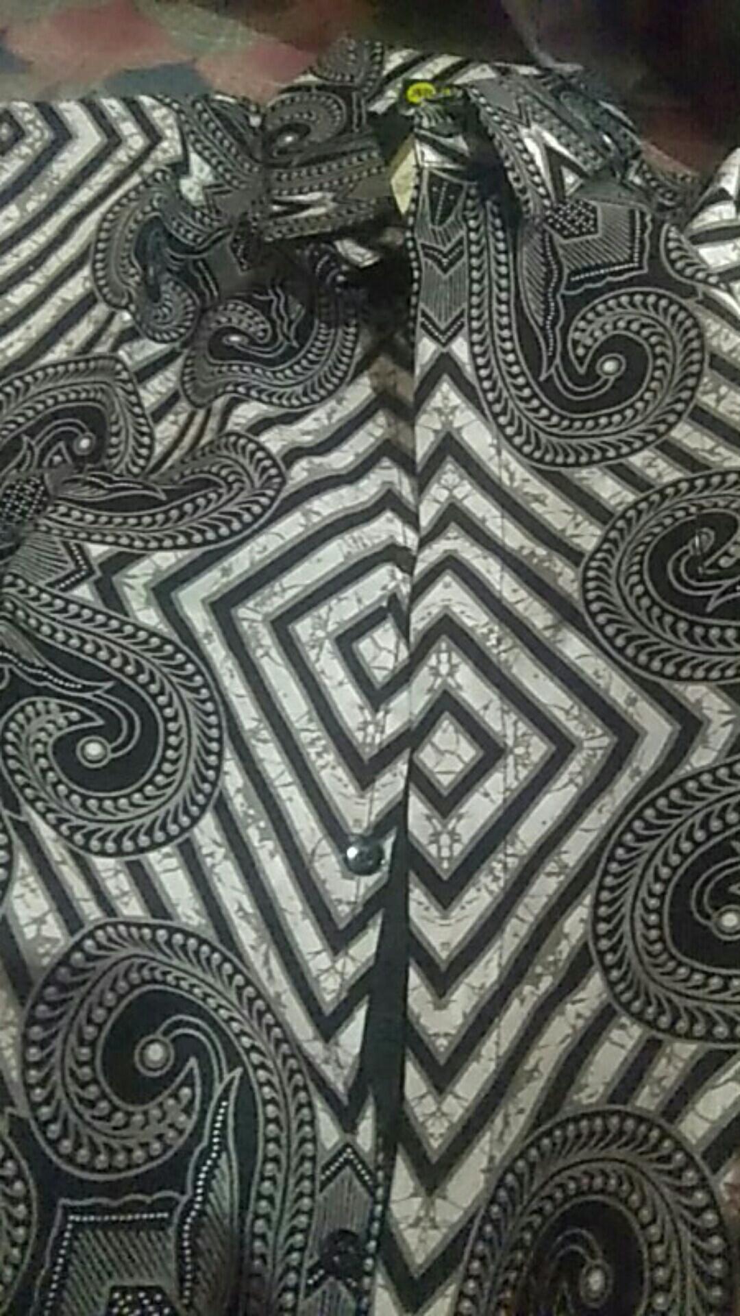 Mustika Lawasan Kemeja Batik Pria Full Furing Bahan Katun Sragenan