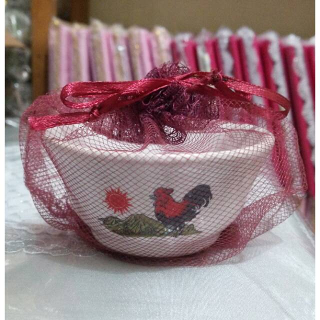 Souvenir mangkok jago kemas tile