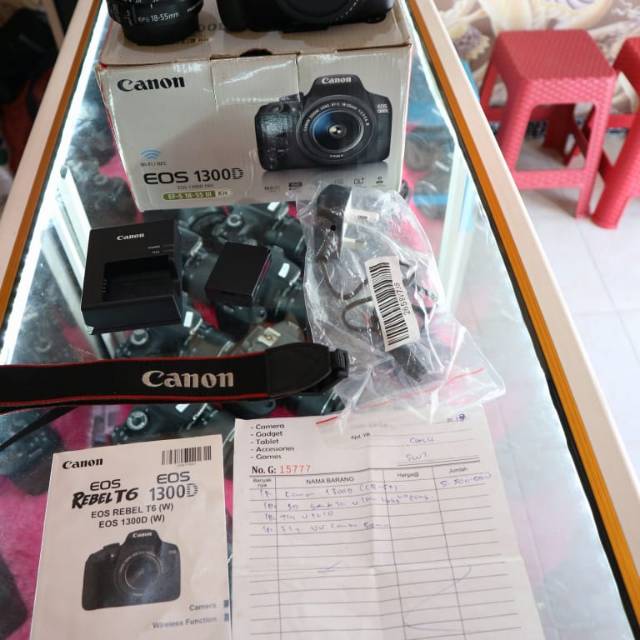 Kamera Canon eos 1300D
