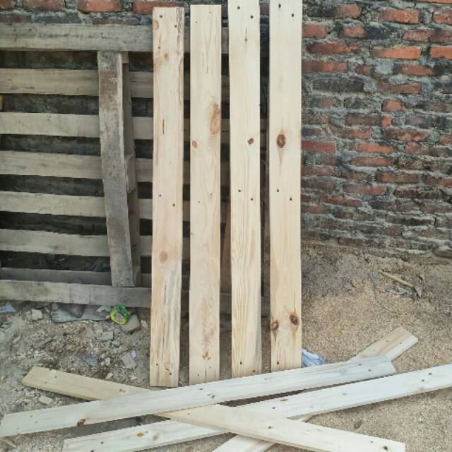 PAPAN JATI BELANDA HANYA DI SERUT SATU IKAT 6 LEMBAR 120X9X1,5CM