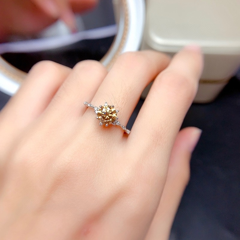 Fashion Eight Hearts and Eight Arrows Champagne Moissanite Snowflake Ring