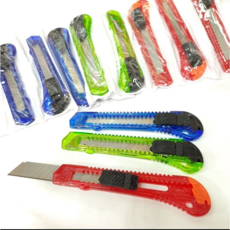 

pisau cutter besar