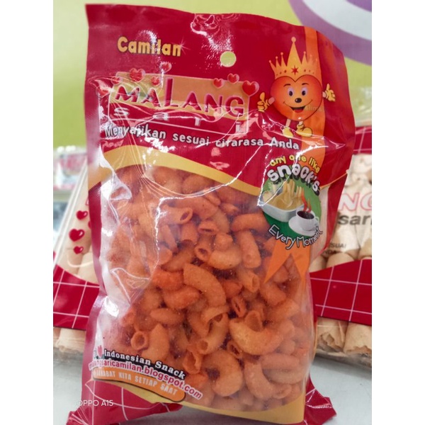 

MAKARONI PEDAS Oleh oleh Khas Kota Batu Malang