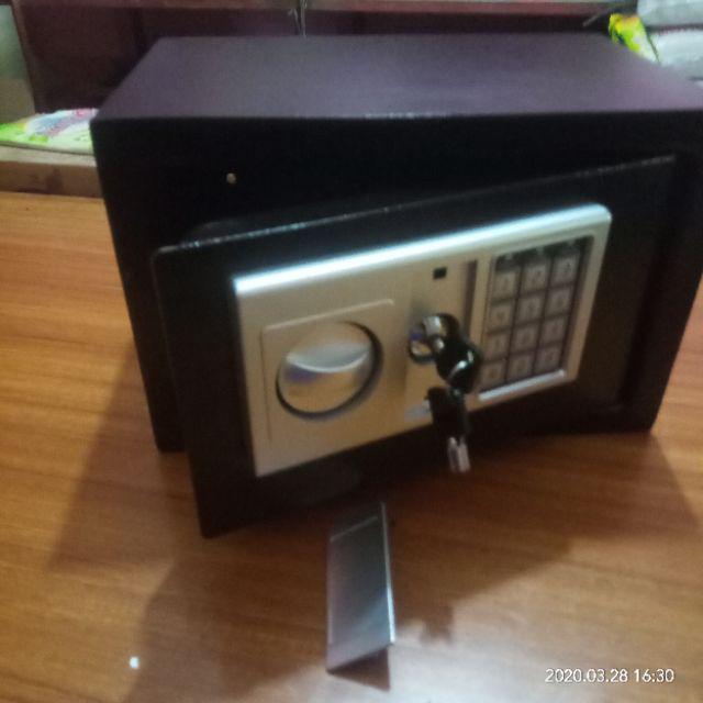 Brankas Mini Electric Password Safe Deposit Box Size Medium / Brankas Penyimpanan Pasword Ukuran A4
